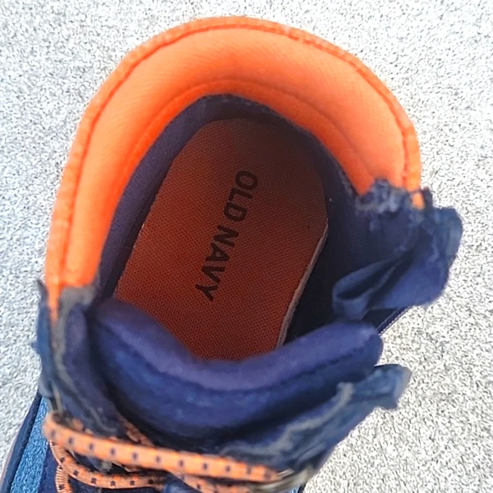 Old Navy Color-Blocked Lace-Up Hiking Sneakers for Toddlers